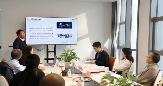 數(shù)字賦能 筑夢(mèng)啟航 | 熊璋教授蒞臨正日軟件指導(dǎo)信息科技數(shù)字化教育工作